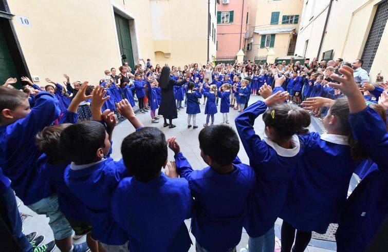 #noisiamoinvisibili: le scuole paritarie e la protesta del silenzio