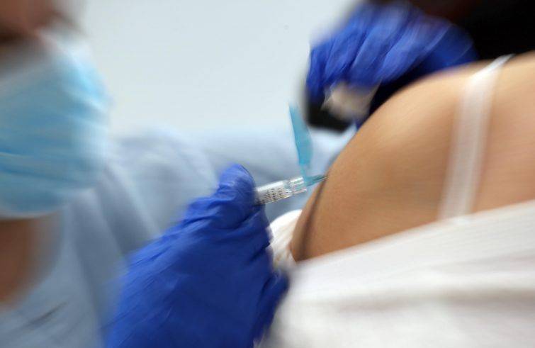 Vaccino anti Covid-19: Cauda (Univ. Cattolica), “ottima notizia, dosi in Italia da gennaio”
