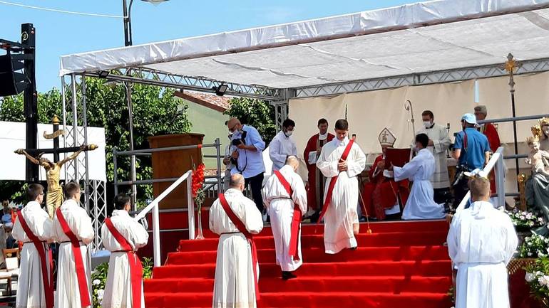 Ordinati sei nuovi sacerdoti a Concordia dal Vescovo Giuseppe Pellegrini