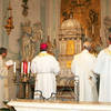 In preghiera sull'altare del Beato Odorico in San Marco