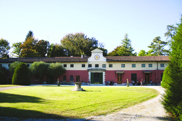 Pordenone, il parco della villa in San Valentino potrebbe aprire al pubblico