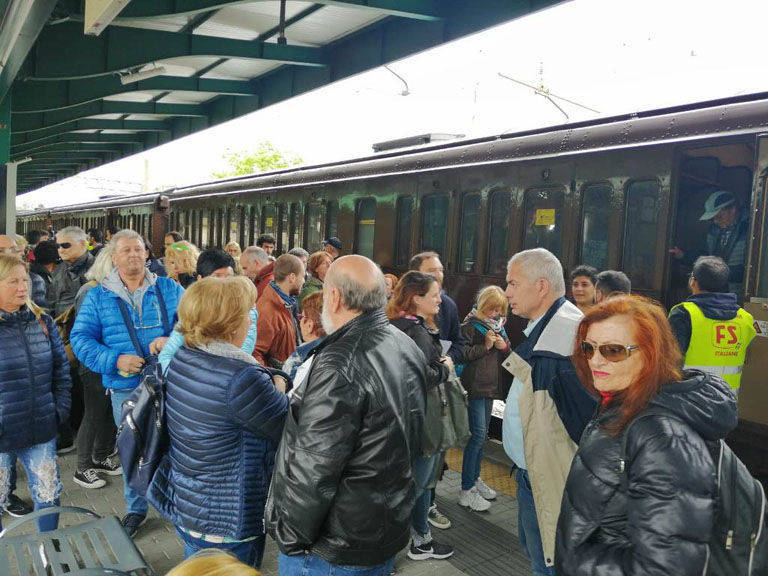 Pordenone sfida il maltempo e nel fine settimana diventa il centro del turismo ferroviario