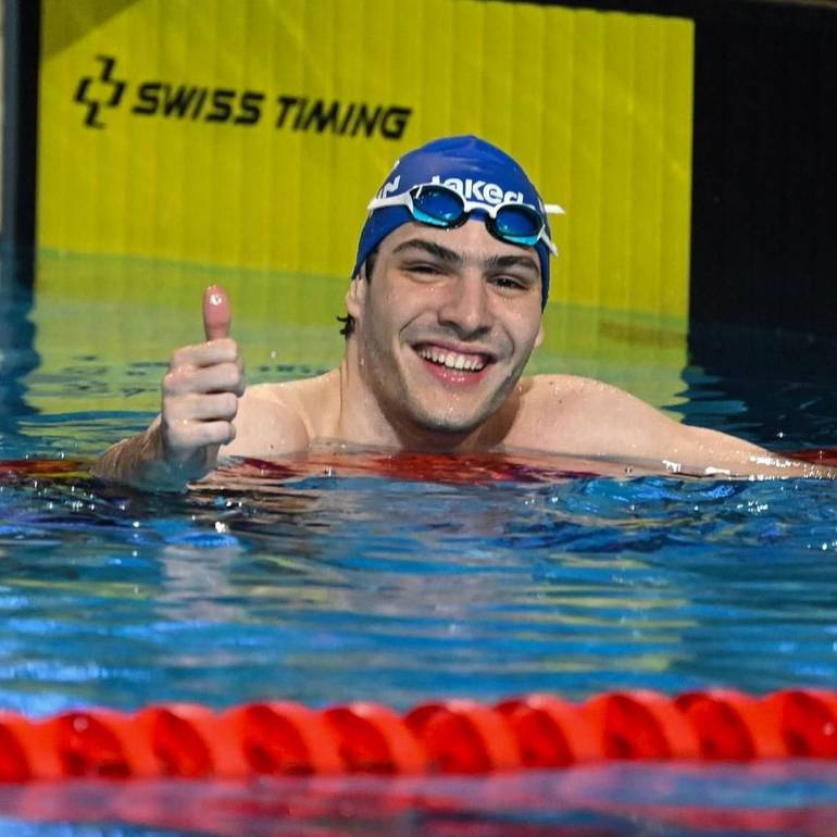 Antonio Fantin: da Bibione all'olimpo del podio d'oro sui 100 mt stile libero con record del mondo